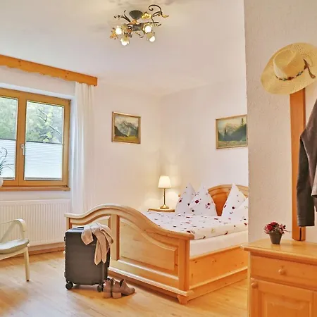 Haus Adlerkanzel Шарниц