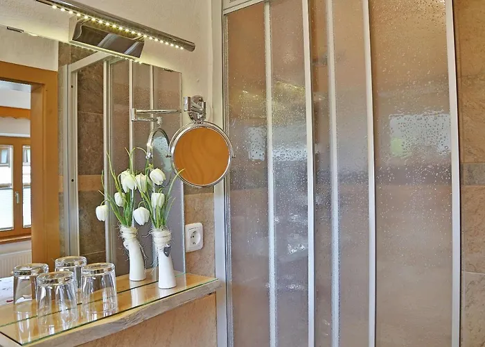 Haus Adlerkanzel بيت ضيافة شارنيتز