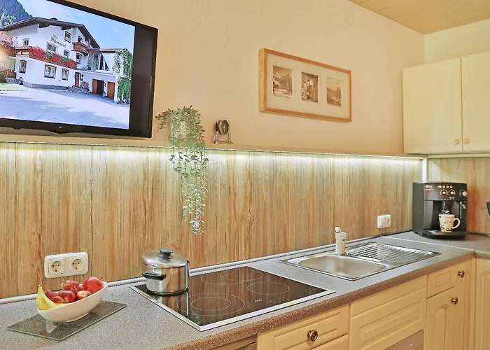 Haus Adlerkanzel بيت ضيافة شارنيتز