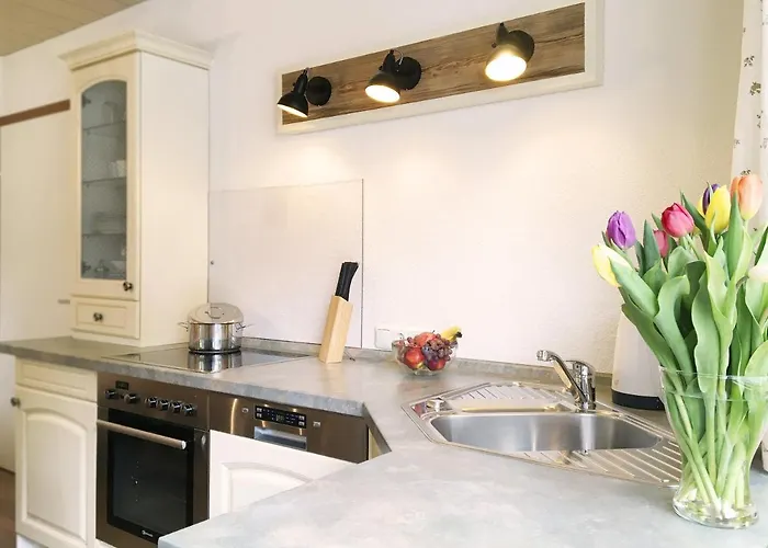 Haus Adlerkanzel بيت ضيافة 3*