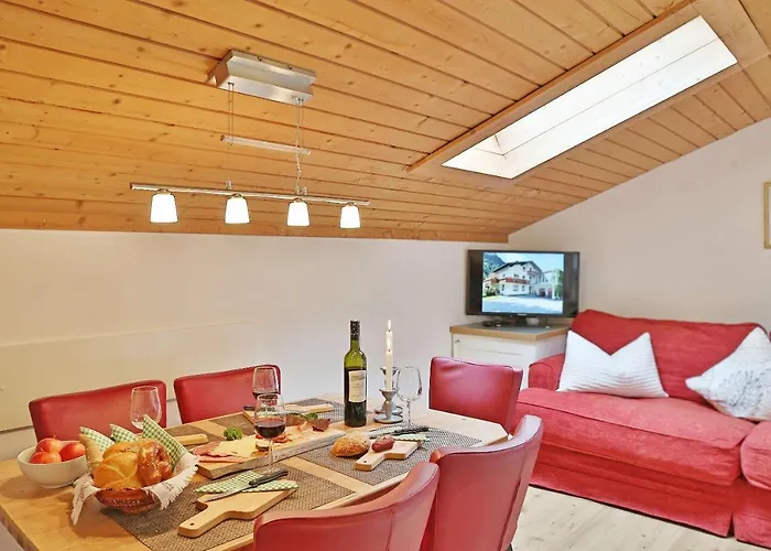 Haus Adlerkanzel بيت ضيافة 3*