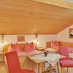 Haus Adlerkanzel Penzion Scharnitz