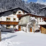 Haus Adlerkanzel Penzion 3*